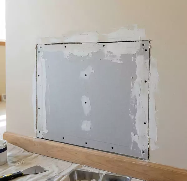 Why Homeowners and Businesses Choose Quincy Water Damage for Fixing Water Damaged Drywall in Quincy, MA?