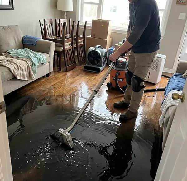 Why Homeowners & Businesses Choose Quincy Water Damage for Flood Restoration in Quincy, MA?